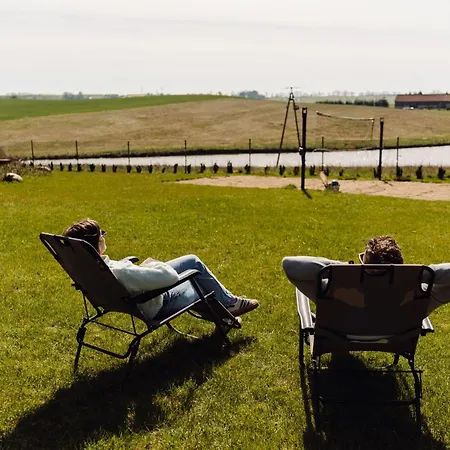 Wies Ma Wzgorzu * Wilkiejmy